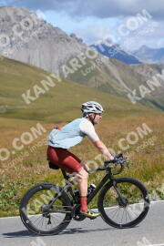 Photo #2483614 | 02-08-2022 11:14 | Passo Dello Stelvio - Peak BICYCLES
