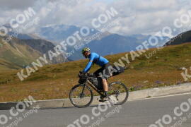 Foto #2410040 | 26-07-2022 09:51 | Passo Dello Stelvio - die Spitze BICYCLES