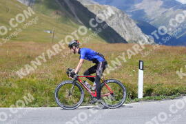 Photo #2490013 | 02-08-2022 14:51 | Passo Dello Stelvio - Peak BICYCLES