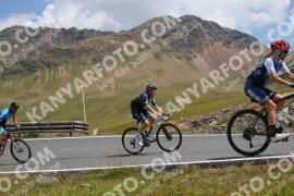 Photo #2413255 | 25-07-2022 13:07 | Passo Dello Stelvio - Peak BICYCLES