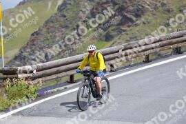 Photo #2430889 | 29-07-2022 12:10 | Passo Dello Stelvio - Peak BICYCLES