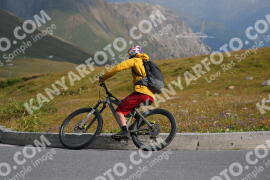 Photo #2378182 | 24-07-2022 09:59 | Passo Dello Stelvio - Peak BICYCLES