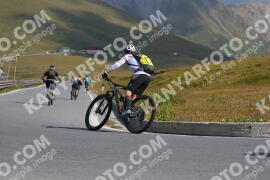 Photo #2378607 | 24-07-2022 09:59 | Passo Dello Stelvio - Peak BICYCLES