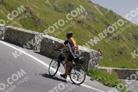 Photo #3527619 | 18-07-2023 12:35 | Passo Dello Stelvio - Prato side BICYCLES