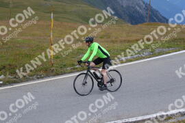 Foto #2423267 | 27-07-2022 14:26 | Passo Dello Stelvio - die Spitze BICYCLES