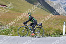 Photo #2489794 | 02-08-2022 14:34 | Passo Dello Stelvio - Peak BICYCLES