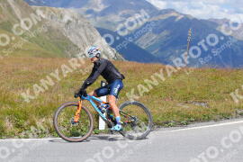 Photo #2486495 | 02-08-2022 12:45 | Passo Dello Stelvio - Peak BICYCLES