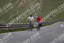 Foto #3191993 | 22-06-2023 10:54 | Passo Dello Stelvio - die Spitze BICYCLES