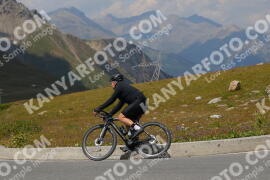 Foto #2394620 | 24-07-2022 14:43 | Passo Dello Stelvio - die Spitze BICYCLES