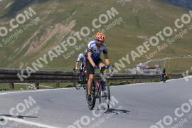 Photo #2393576 | 24-07-2022 13:45 | Passo Dello Stelvio - Peak BICYCLES