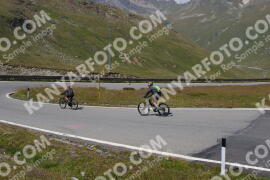 Foto #2411787 | 25-07-2022 12:17 | Passo Dello Stelvio - die Spitze BICYCLES