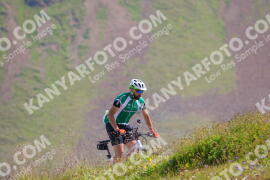 Foto #2401663 | 25-07-2022 11:03 | Passo Dello Stelvio - die Spitze BICYCLES