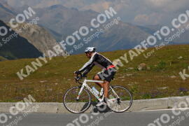 Photo #2392963 | 24-07-2022 13:33 | Passo Dello Stelvio - Peak BICYCLES