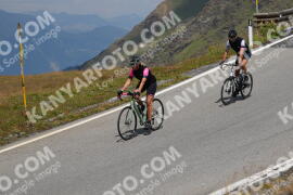 Photo #2413702 | 25-07-2022 13:27 | Passo Dello Stelvio - Peak BICYCLES