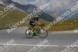 Photo #2383573 | 24-07-2022 11:09 | Passo Dello Stelvio - Peak BICYCLES