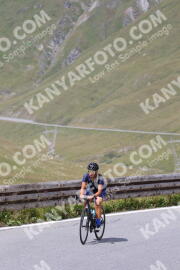 Photo #2422736 | 27-07-2022 12:24 | Passo Dello Stelvio - Peak BICYCLES