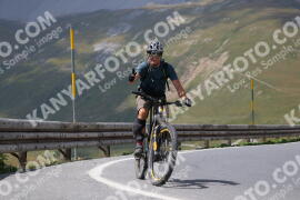 Photo #2394388 | 24-07-2022 14:26 | Passo Dello Stelvio - Peak BICYCLES