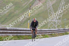 Foto #2458982 | 31-07-2022 10:59 | Passo Dello Stelvio - die Spitze BICYCLES
