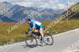Photo #2486796 | 02-08-2022 12:56 | Passo Dello Stelvio - Peak BICYCLES