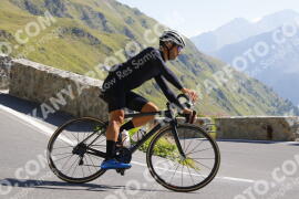 Photo #4015913 | 22-08-2023 10:14 | Passo Dello Stelvio - Prato side BICYCLES