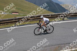 Foto #2413113 | 25-07-2022 13:03 | Passo Dello Stelvio - die Spitze BICYCLES