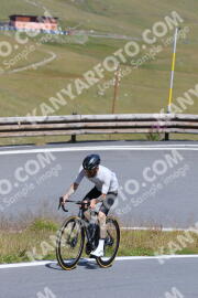 Photo #2484085 | 02-08-2022 11:36 | Passo Dello Stelvio - Peak BICYCLES
