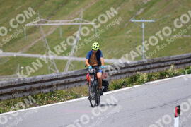 Photo #2422748 | 27-07-2022 12:27 | Passo Dello Stelvio - Peak BICYCLES