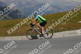 Photo #2390039 | 24-07-2022 12:47 | Passo Dello Stelvio - Peak BICYCLES