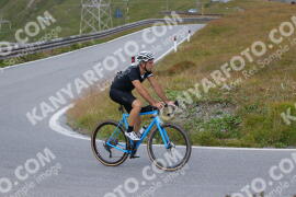Photo #2434150 | 29-07-2022 13:09 | Passo Dello Stelvio - Peak BICYCLES