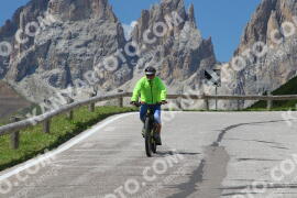 Photo #2625975 | 13-08-2022 13:31 | Pordoi Pass BICYCLES