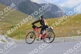 Photo #2411186 | 26-07-2022 12:24 | Passo Dello Stelvio - Peak BICYCLES
