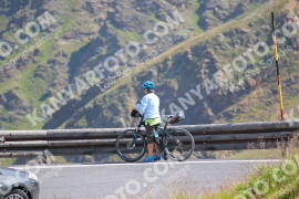 Photo #2408456 | 25-07-2022 11:09 | Passo Dello Stelvio - Peak BICYCLES