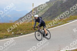 Foto #2459001 | 31-07-2022 11:00 | Passo Dello Stelvio - die Spitze BICYCLES