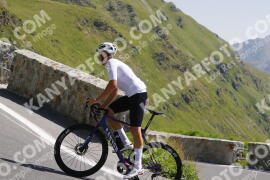 Photo #3525169 | 18-07-2023 11:07 | Passo Dello Stelvio - Prato side BICYCLES