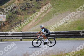 Photo #2431179 | 29-07-2022 12:19 | Passo Dello Stelvio - Peak BICYCLES