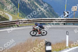 Photo #2432092 | 29-07-2022 12:49 | Passo Dello Stelvio - Peak BICYCLES