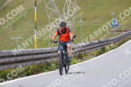Photo #2422864 | 27-07-2022 12:51 | Passo Dello Stelvio - Peak BICYCLES