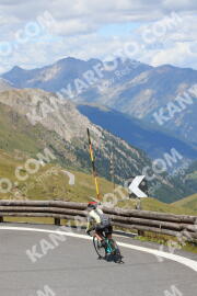 Foto #2489368 | 02-08-2022 14:10 | Passo Dello Stelvio - die Spitze BICYCLES
