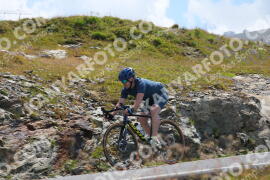 Photo #2412529 | 25-07-2022 12:33 | Passo Dello Stelvio - Peak BICYCLES