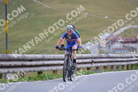 Photo #2411009 | 26-07-2022 12:07 | Passo Dello Stelvio - Peak BICYCLES