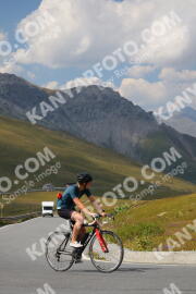 Photo #2395142 | 24-07-2022 15:41 | Passo Dello Stelvio - Peak BICYCLES