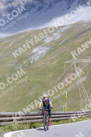 Photo #2482396 | 02-08-2022 09:56 | Passo Dello Stelvio - Peak BICYCLES