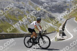 Photo #4053117 | 24-08-2023 13:06 | Passo Dello Stelvio - Prato side BICYCLES