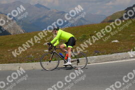 Photo #2393735 | 24-07-2022 13:50 | Passo Dello Stelvio - Peak BICYCLES