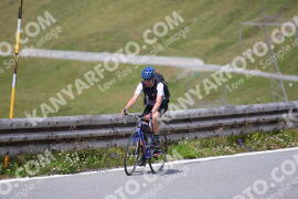 Photo #2422554 | 27-07-2022 11:58 | Passo Dello Stelvio - Peak BICYCLES