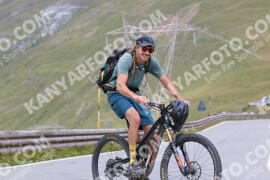 Foto #2458944 | 31-07-2022 10:58 | Passo Dello Stelvio - die Spitze BICYCLES