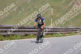Photo #2398501 | 25-07-2022 10:32 | Passo Dello Stelvio - Peak BICYCLES