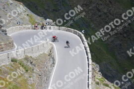 Photo #2414762 | 26-07-2022 13:20 | Passo Dello Stelvio - Prato side BICYCLES