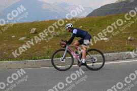 Photo #2394973 | 24-07-2022 15:18 | Passo Dello Stelvio - Peak BICYCLES