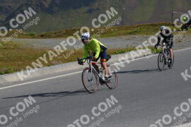 Photo #2379032 | 24-07-2022 10:05 | Passo Dello Stelvio - Peak BICYCLES